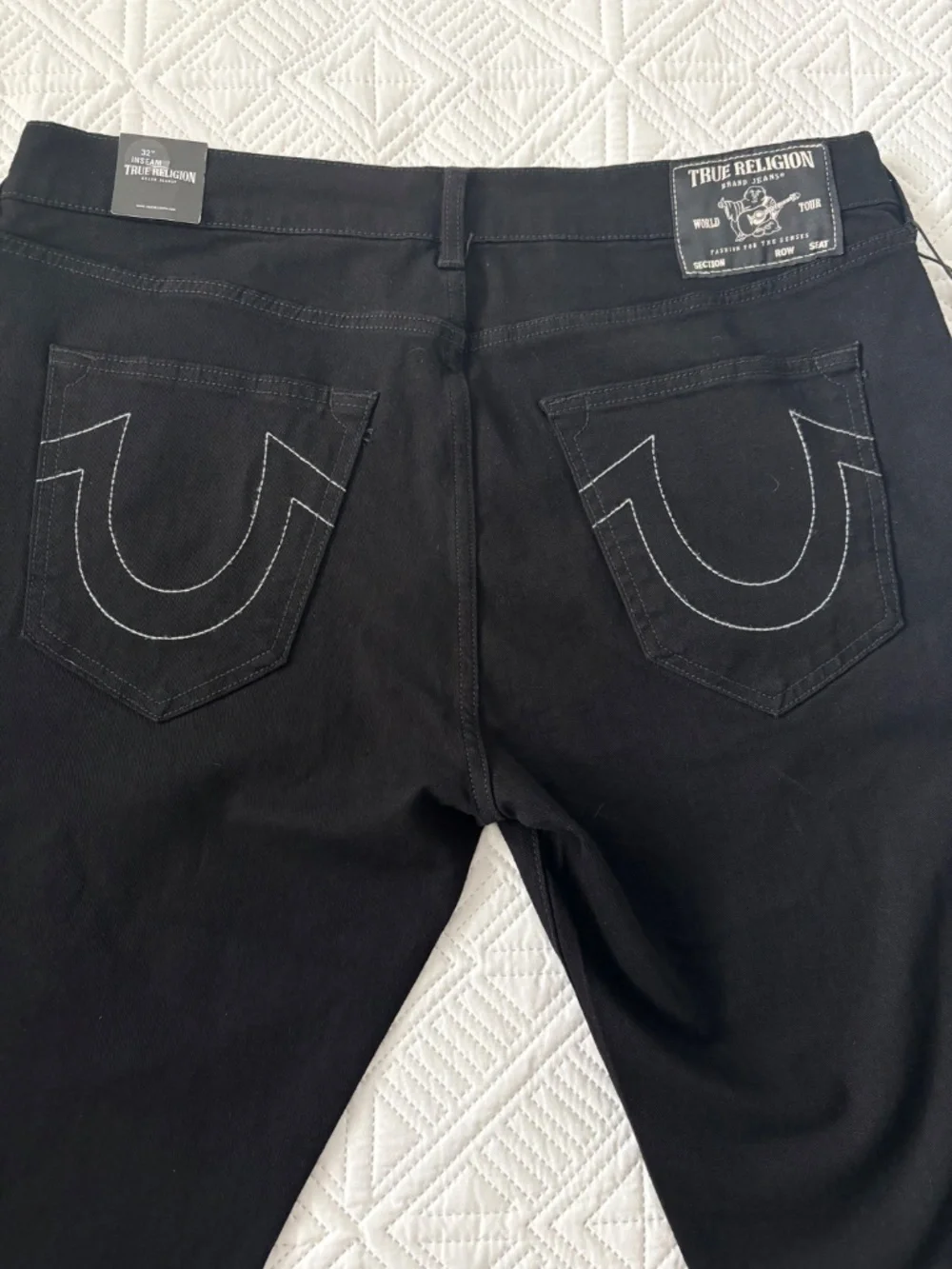 True Religion Geno No Flap SN Relaxed Slim Men's Jeans Body Rinse Black 36 x 32